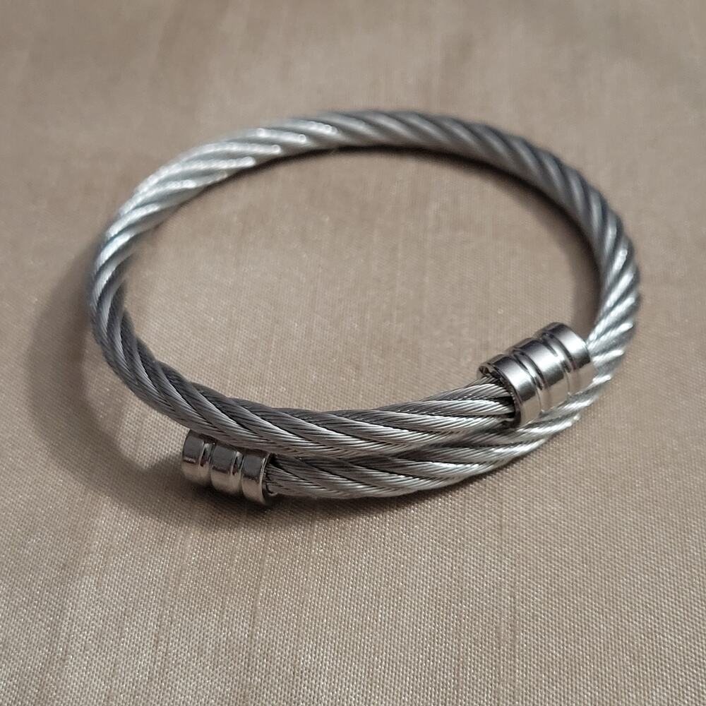 Men's silver stainless steel airplane cable wire bracelet